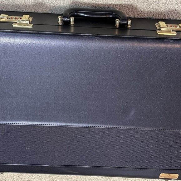 100% Working 18” X 13” Oklahoma Sound PA-In-Case Attache Case W/ Microphone ++++ - Picture 4 of 9